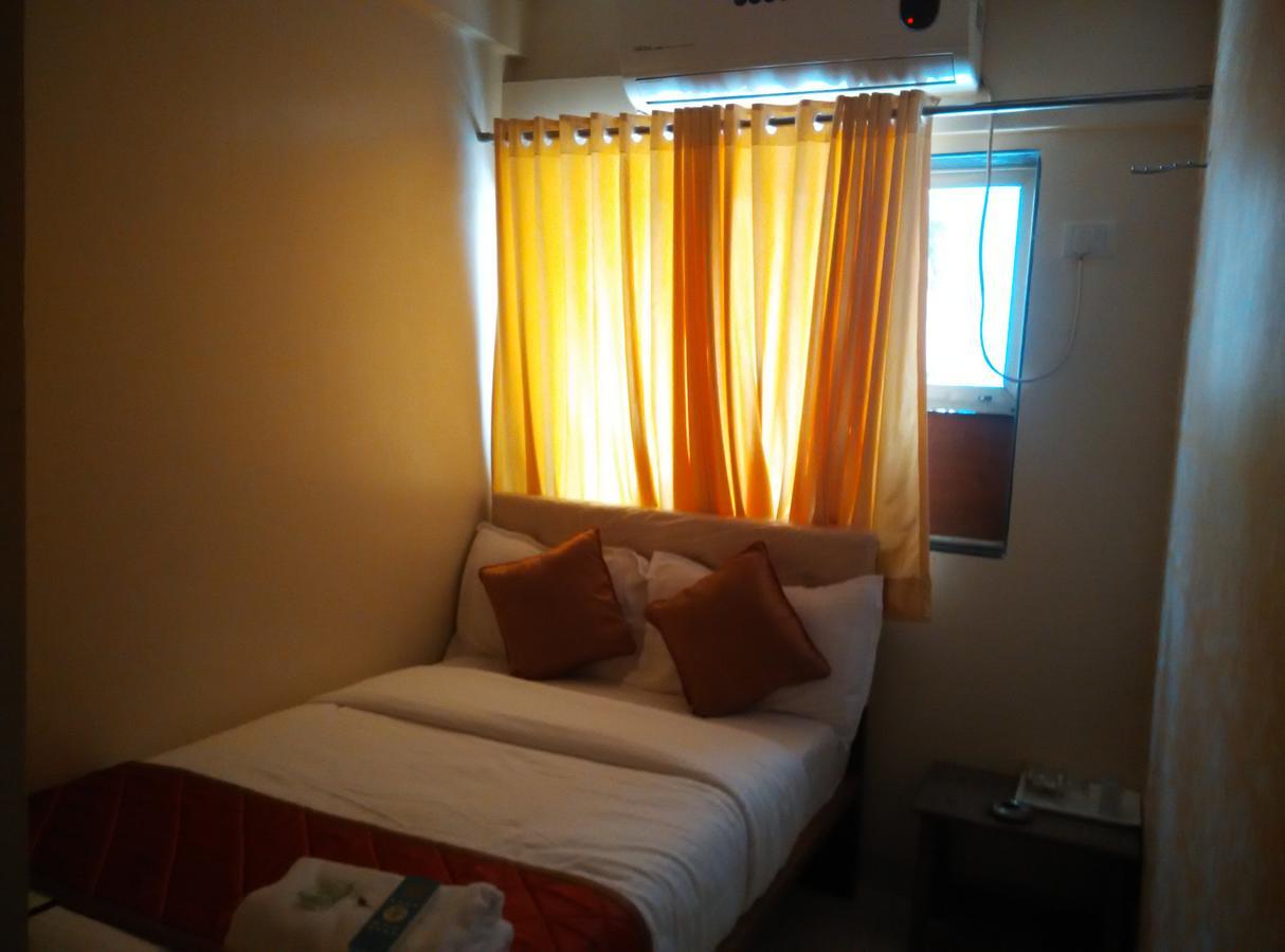 Hotel Silver Castle Mumbai Dış mekan fotoğraf