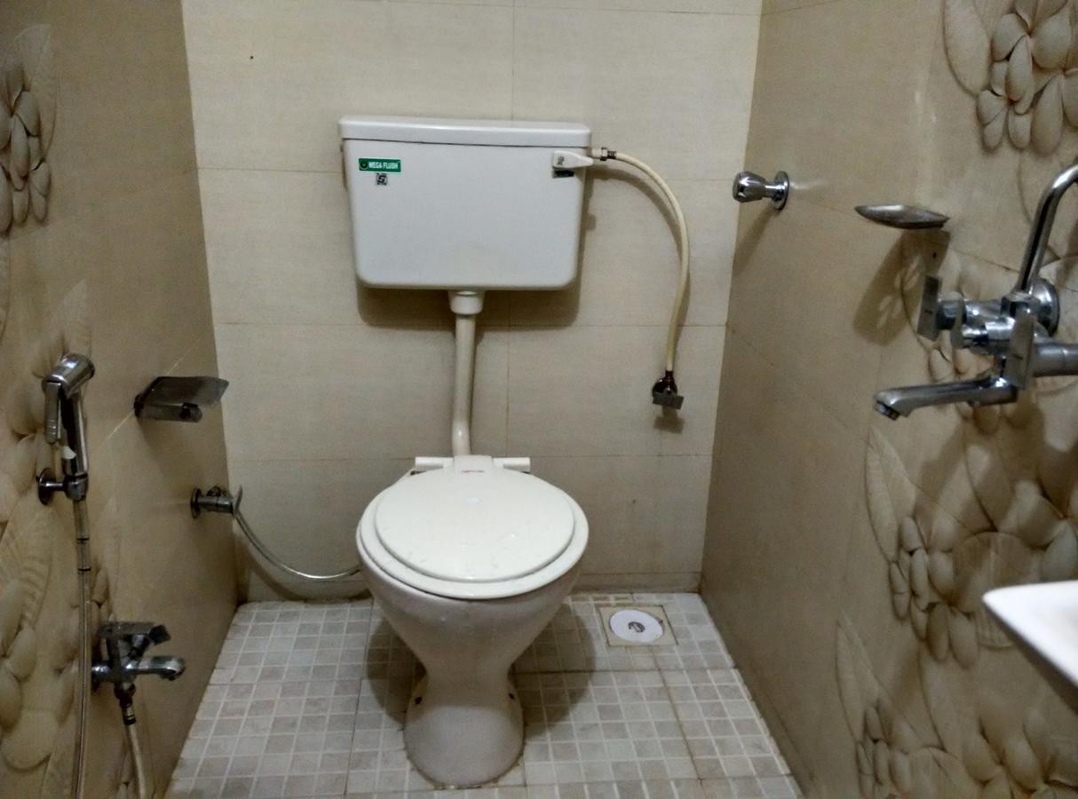 Hotel Silver Castle Mumbai Dış mekan fotoğraf