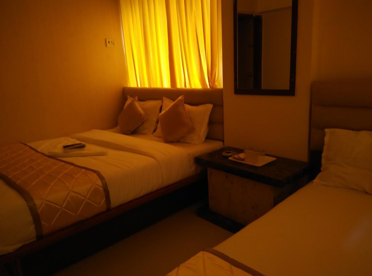 Hotel Silver Castle Mumbai Dış mekan fotoğraf