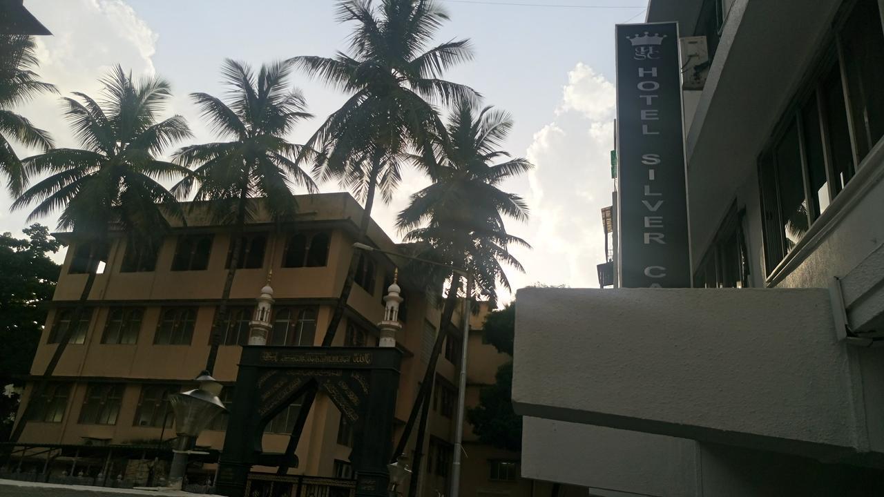 Hotel Silver Castle Mumbai Dış mekan fotoğraf